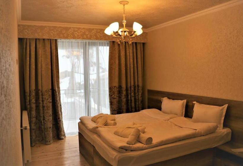 バルコニー付きデラックスルーム, Ketino S Home