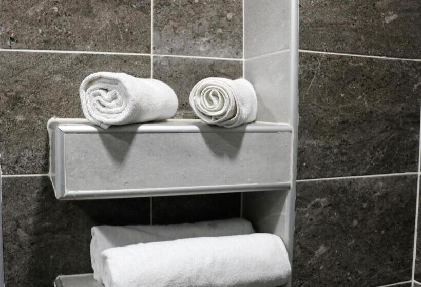 バルコニー付きスタンダードトリプルルーム, Ketino S Home