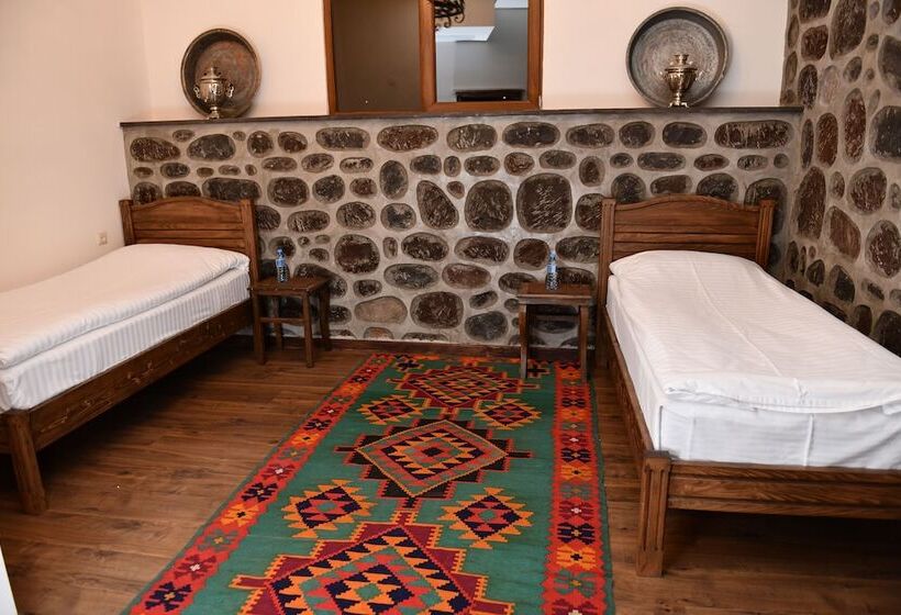 اتاق استاندارد, Khoreayi Dzor