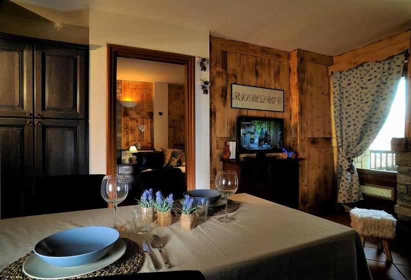 Полулюкс, Aparthotel Foyer D Antan Suite Con Caminetto Hammam O Vasca Idromassaggio