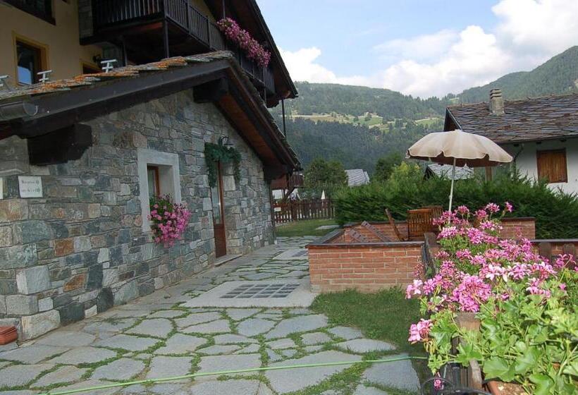 Люкс, Aparthotel Foyer D Antan Suite Con Caminetto Hammam O Vasca Idromassaggio