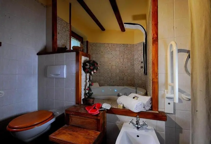 سوییت لوکس, Aparthotel Foyer D Antan Suite Con Caminetto Hammam O Vasca Idromassaggio