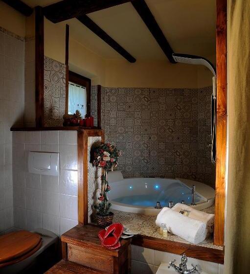 Люкс Повышенной Комфортности, Aparthotel Foyer D Antan Suite Con Caminetto Hammam O Vasca Idromassaggio