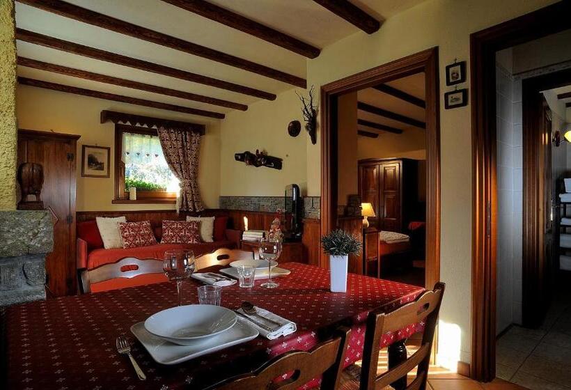 جناح ديلوكس, Aparthotel Foyer D Antan Suite Con Caminetto Hammam O Vasca Idromassaggio