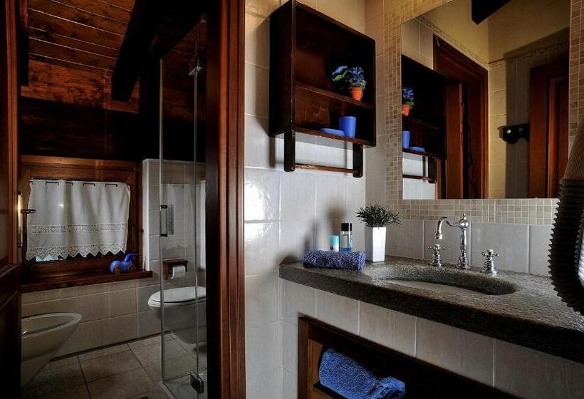 Люкс Повышенной Комфортности, Aparthotel Foyer D Antan Suite Con Caminetto Hammam O Vasca Idromassaggio