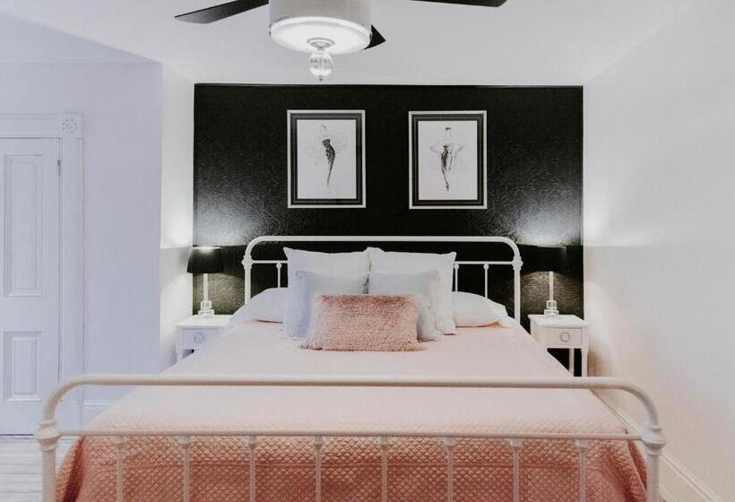 带大床的标准间, Georges On York B&b