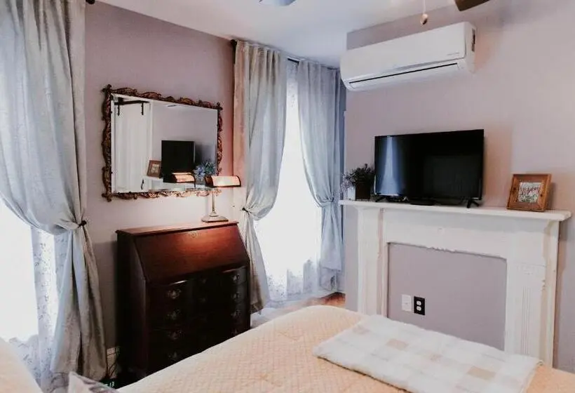 ガーデンビュースタンダードルーム, Georges On York B&b