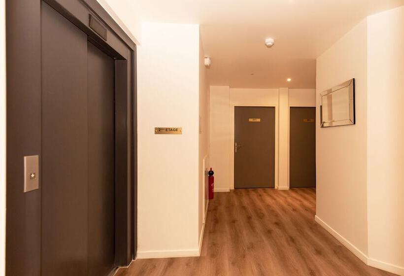 수피리어 룸, Le Theatre