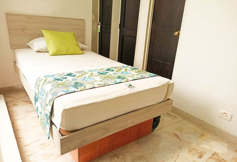 חדר סטנדרט יחיד, Macedonia Plaza Medellin