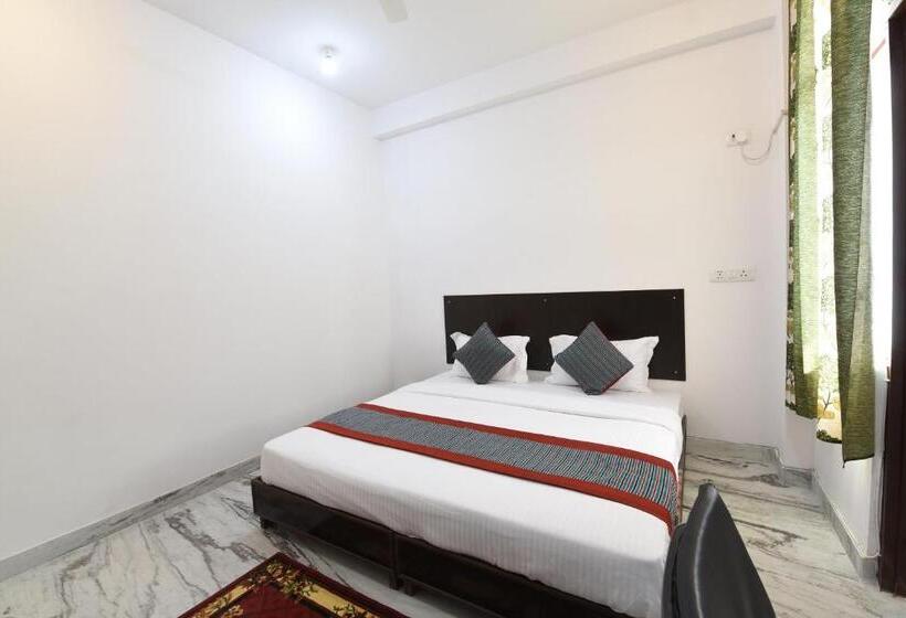 חדר קלאסי לשלושה, Oyo 18982 Ooak Homes