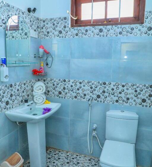 غرفة ديلوكس مطلّة علي البحر, Ayomal Beach Paradise