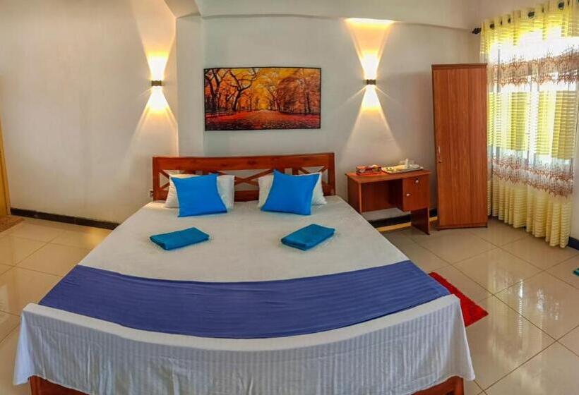 غرفة ديلوكس مطلّة علي البحر, Ayomal Beach Paradise