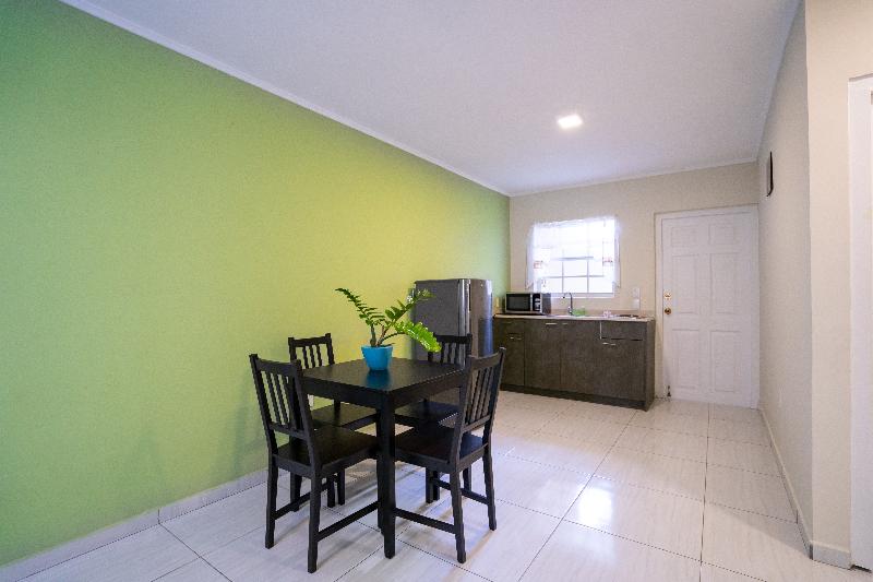 آپارتمان 2 خوابه, Delynne Boutique