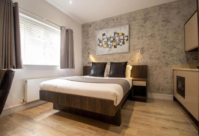 חדר סטנדרט, Signature Suites