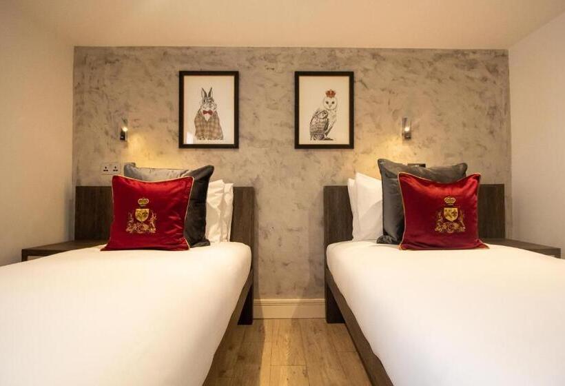 דירת חדר דלוקס, Signature Suites