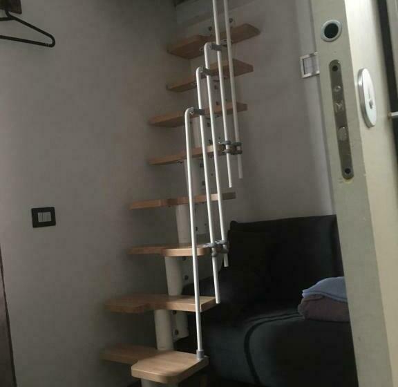 اتاق استاندارد یک نفره, Na Tazzulel E Cafe