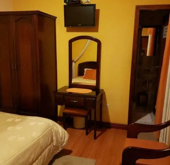 Habitación Estàndard Individual, Lloresa