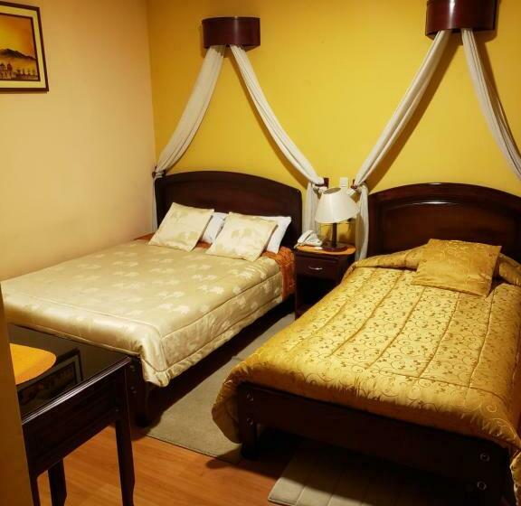 غرفة قياسية ثلاثية, Lloresa