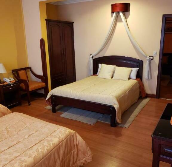 غرفة قياسية رباعية, Lloresa