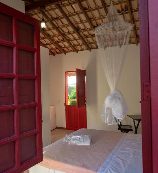 غرفة قياسية ثلاثية, Pousada Vila Sol Maior