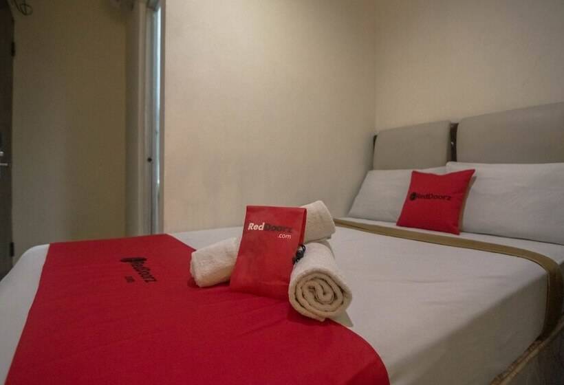 Номер Стандарт, Reddoorz Near Rs Husada