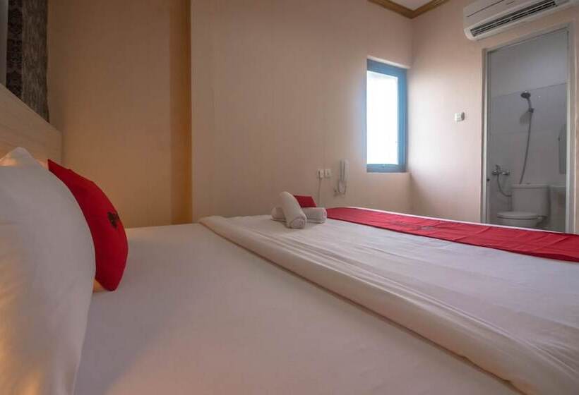Номер Economy, Reddoorz Near Rs Husada