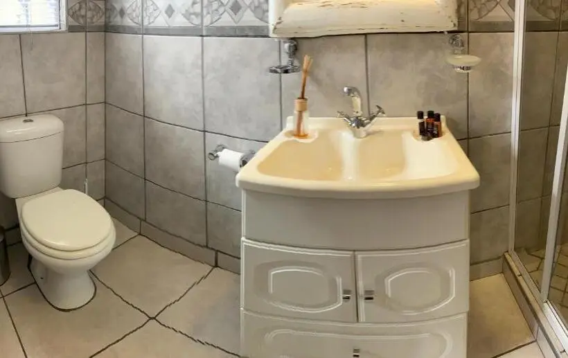 Economy-huone, House And Heart Guest House