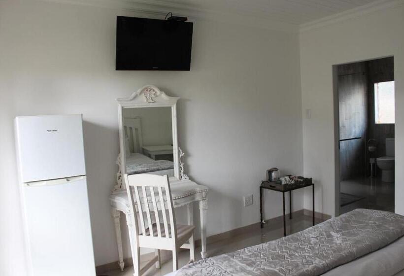 キングサイズベッドのスタンダードルーム, House And Heart Guest House