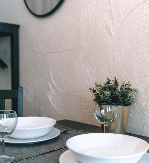 استودیوی استاندارد, Brother House Kaunas