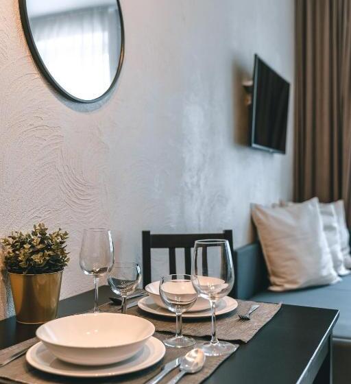 استودیوی استاندارد, Brother House Kaunas