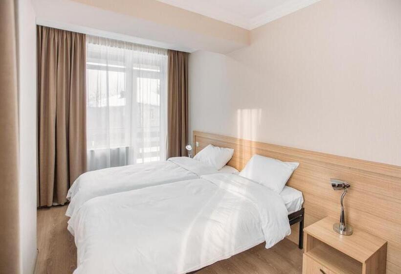 سوییت خانوادگی, Royal Bakuriani