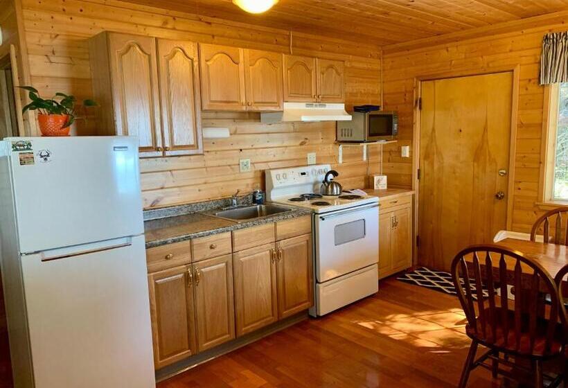 غرفة عائلية مطلّة علي البحر, Clam Gulch Lodge