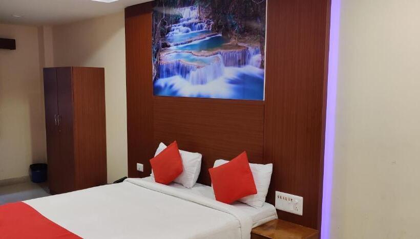 디럭스 룸, Kumaran Millenium Residency