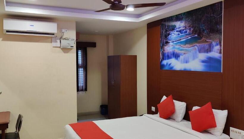 디럭스 룸, Kumaran Millenium Residency