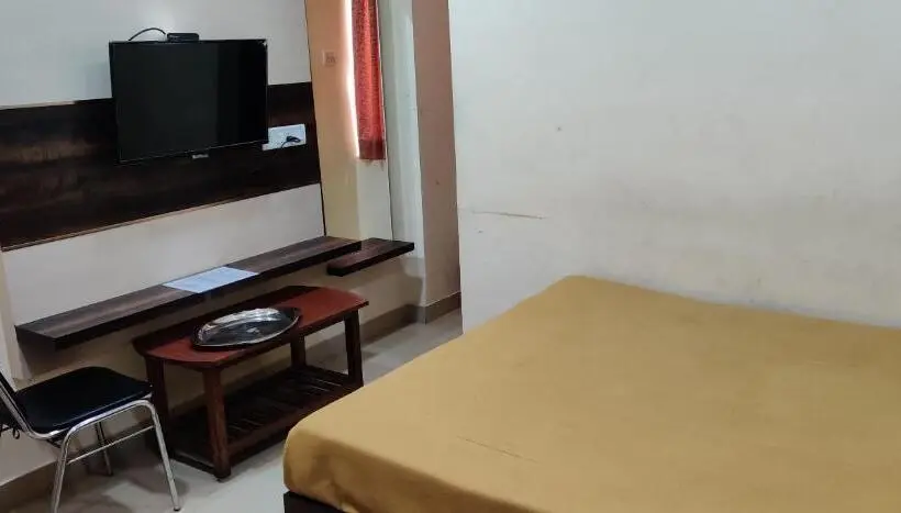 Chambre Standard, Kumaran Millenium Residency