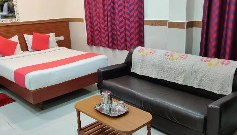 Suite Deluxe, Kumaran Millenium Residency