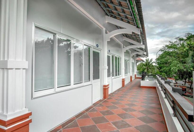 اتاق خانوادگی, Le Huynh Mui Ne