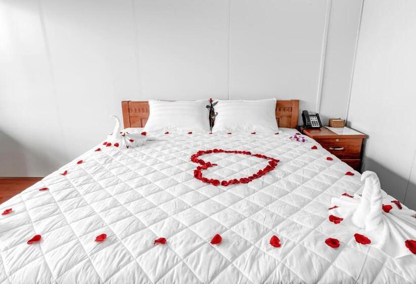 اتاق خانوادگی, Le Huynh Mui Ne