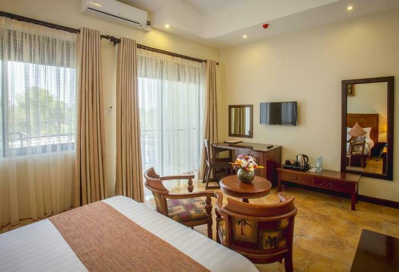 اتاق لوکس, Nyaika