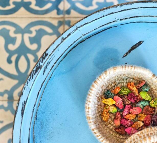 سوییت, Dar Jasmine