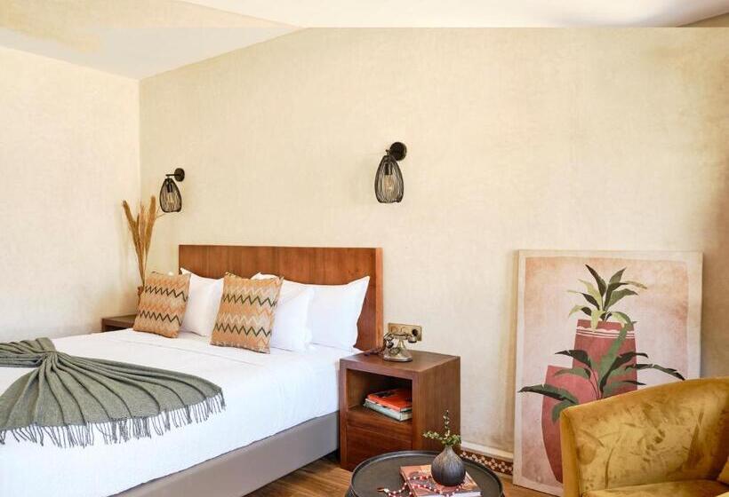 سوییت خانوادگی, Dar Jasmine