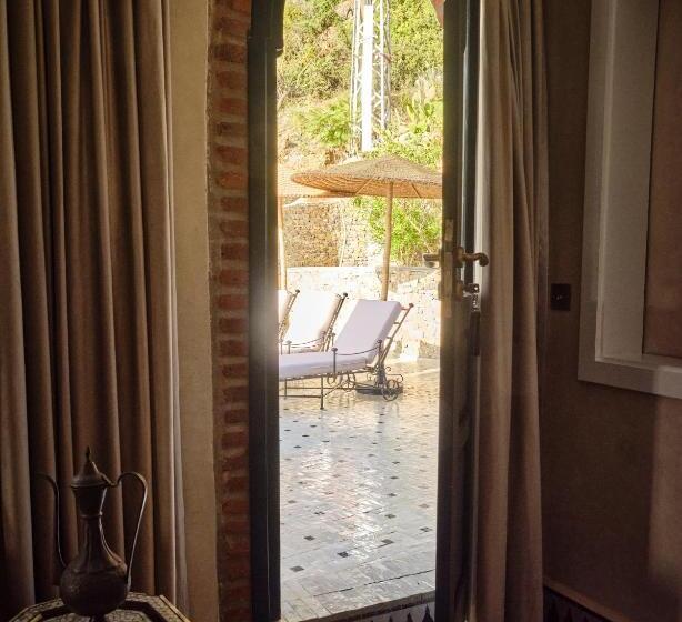 سوئیت سینیور, Dar Jasmine