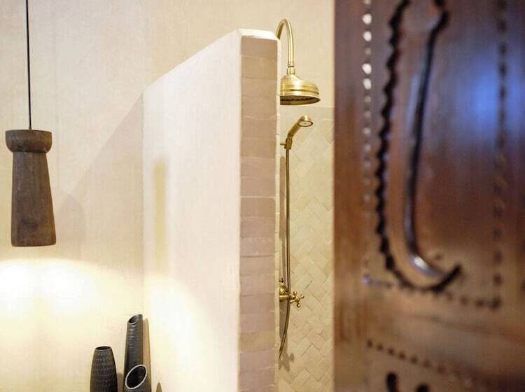 سوییت, Dar Jasmine