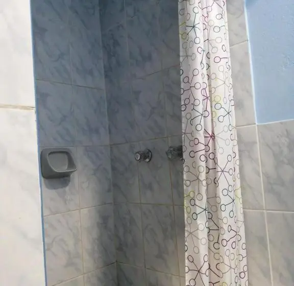 اتاق استاندارد یک نفره, Kayva