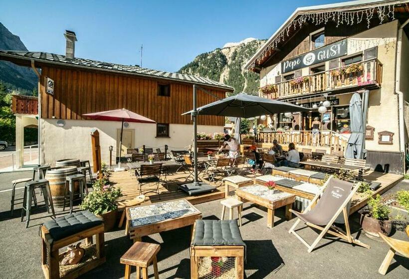 חדר סטנדרט נוף להרים, Pépé Gust