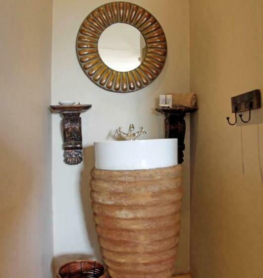 اتاق اکونومی, Blue Grass Nest