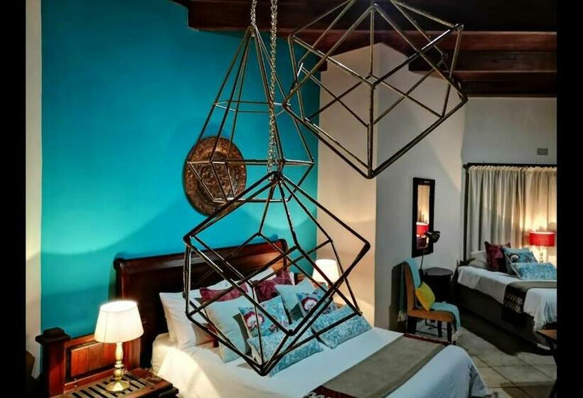 اتاق خانوادگی, Blue Grass Nest