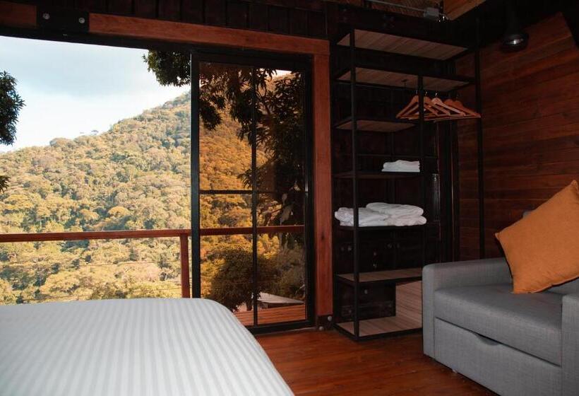 带城市景观的套间, Waira Eco Lodge