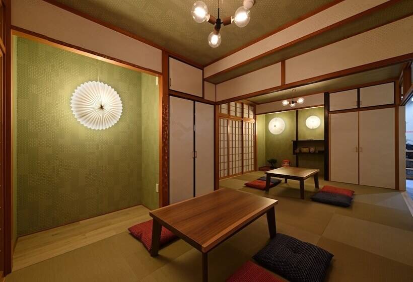 تختخواب در اتاق مشترک, Santiago Guesthouse Naha