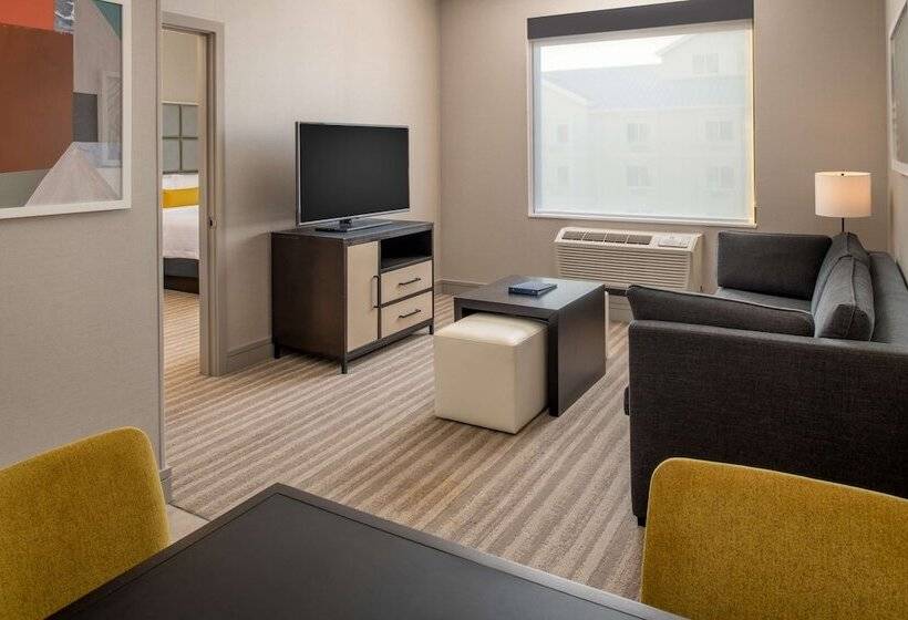 スイート, Homewood Suites By Hilton Belmont